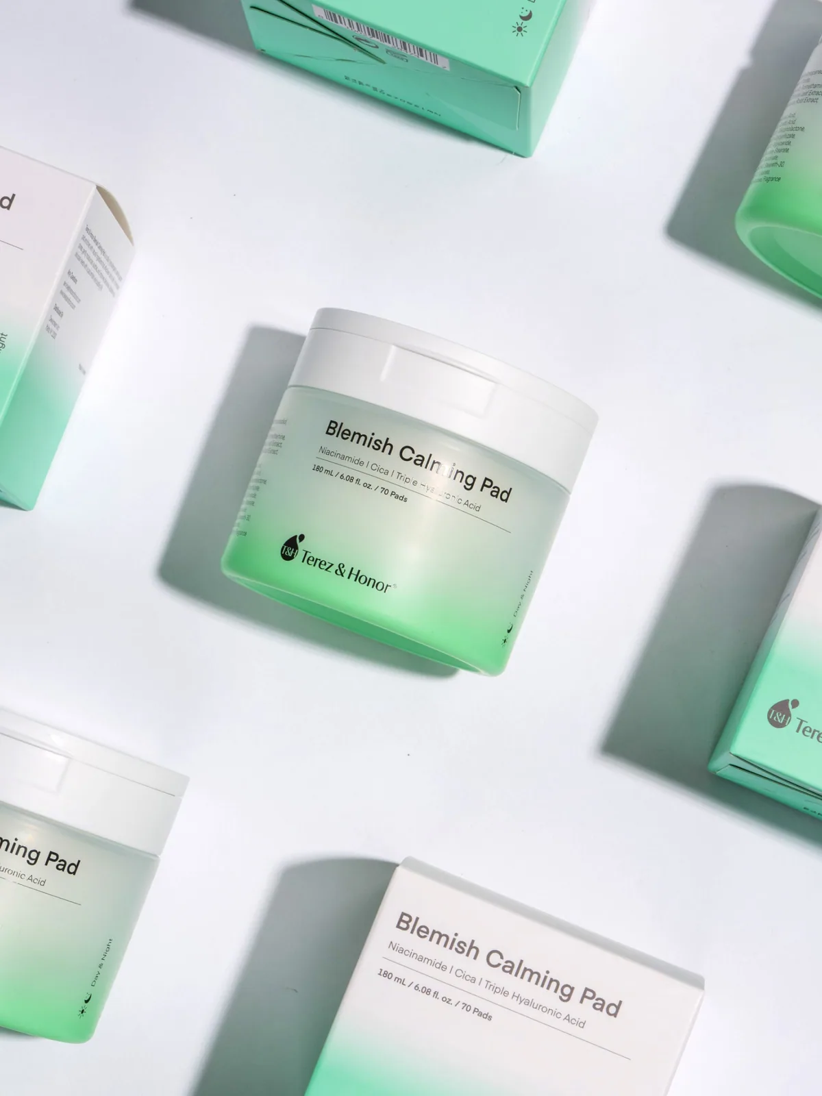 Calming Toner Pads — product photo 9