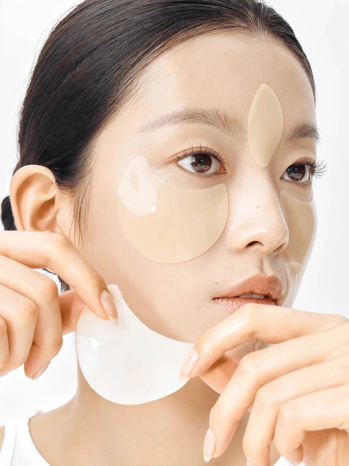 Vitamin C Niacinamide Eye Gel Patch — product photo 2
